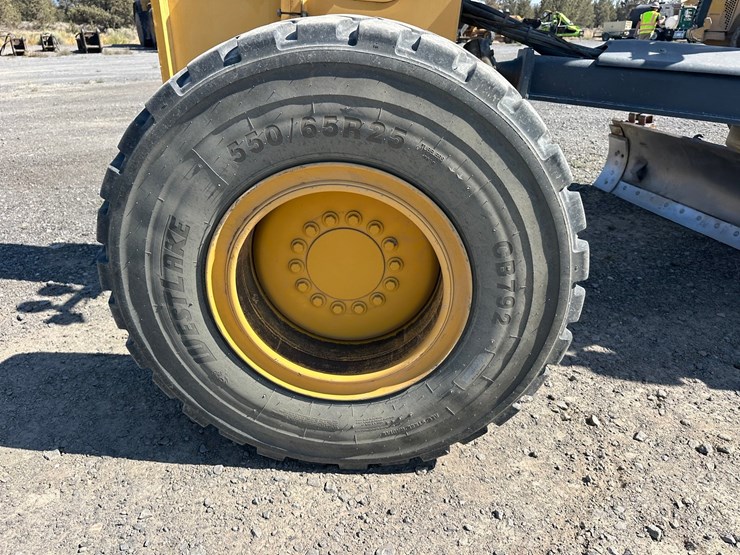 2013-deere-872gp-image-85