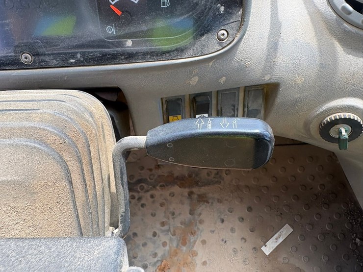 2004-volvo-l220e-image-58