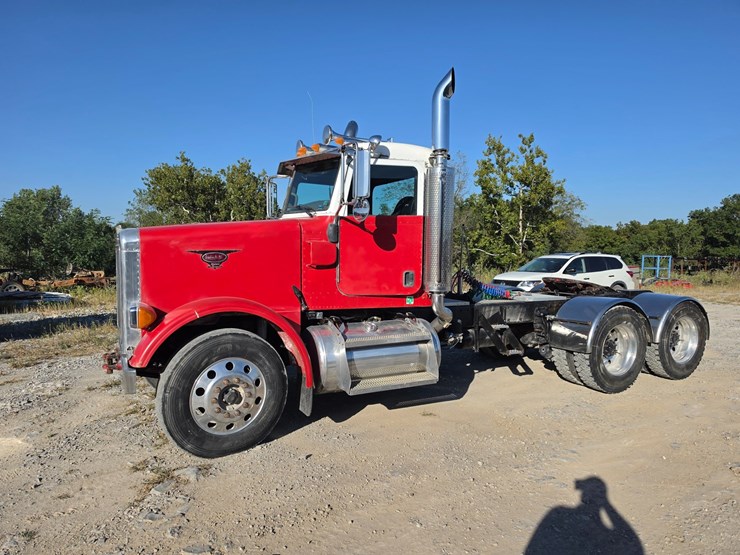 2006-peterbilt-378-image-5