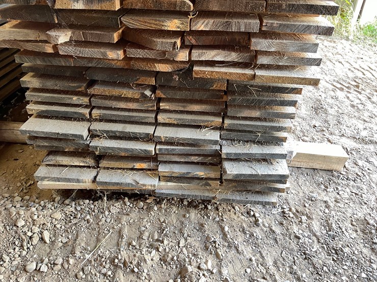 #1676-•-bundle-of-pine-boards-image-5