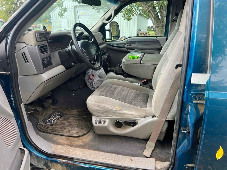 2001-ford-f250-image-14