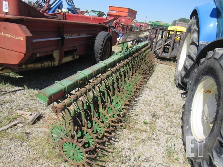 john-deere-400-image-4