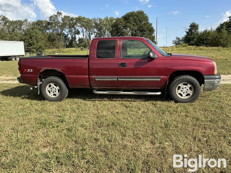 2004-chevrolet-silverado-1500-image-4