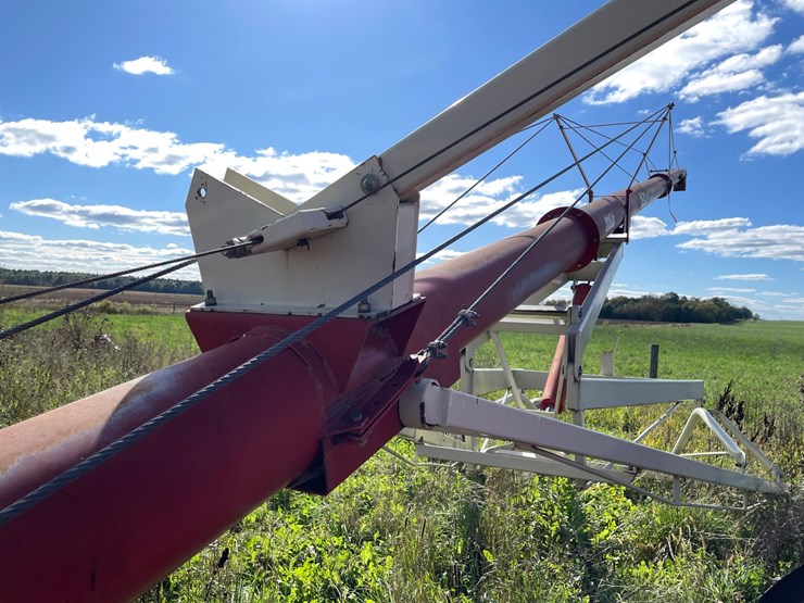 buhler-farm-king-1060-image-16