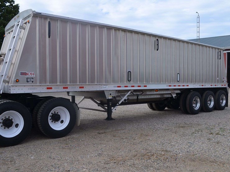 2014-dakota-aluminum-tri-axle-hopper-bottom-trailer-image-2