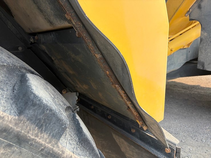 2018-komatsu-hm400-5-image-69