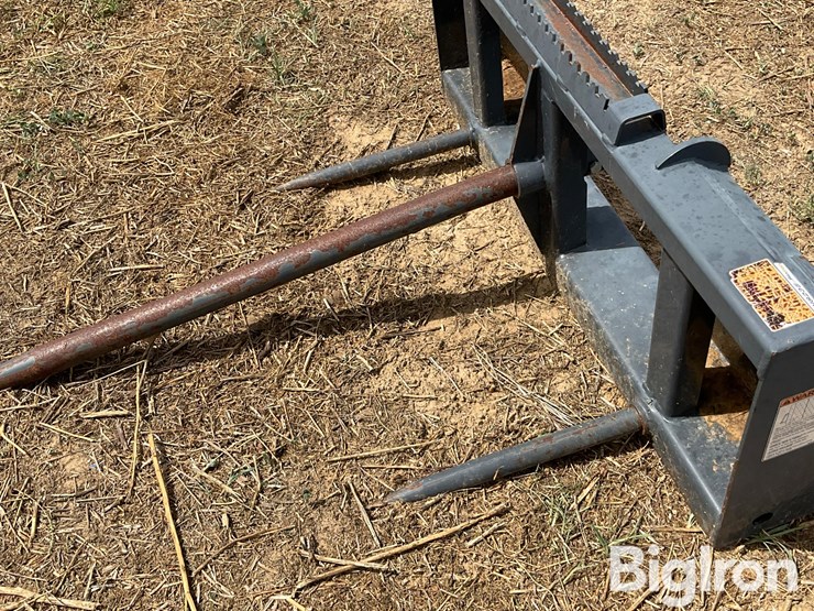 virnig-bale-spear-skid-steer-attachment-image-14
