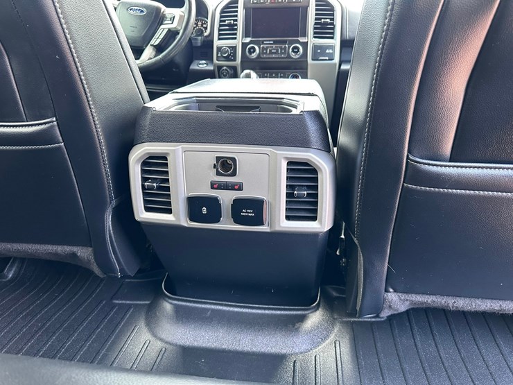 2019-ford-f150-lariat-image-22