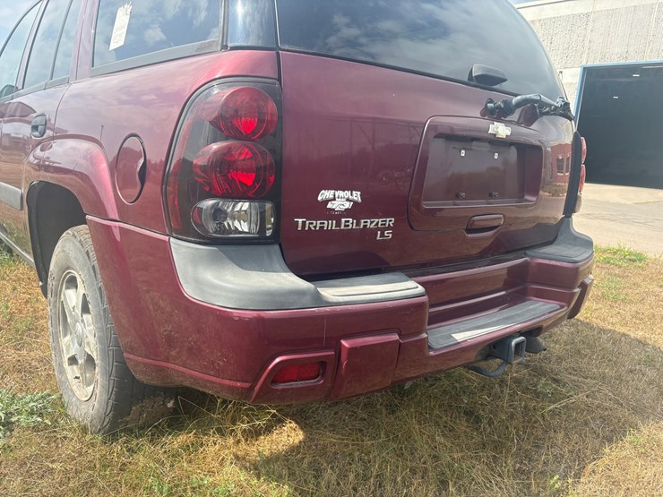 2005-chevrolet-trailblazer-ls-image-18