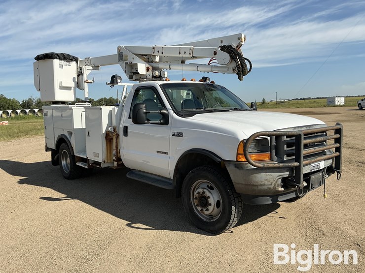 2001-ford-f550-image-3