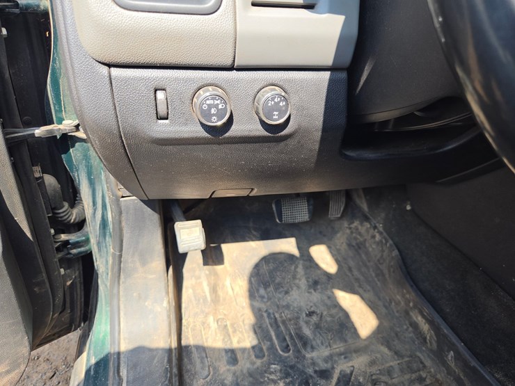 2015-chevrolet-colorado-image-43
