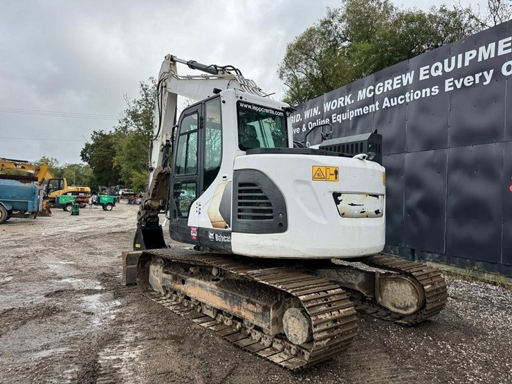 2019-bobcat-e145-image-4