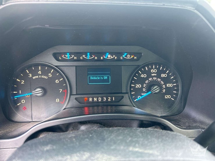2017-ford-f150-image-16
