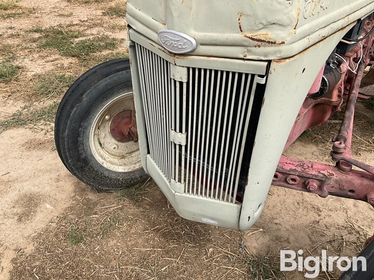 ford-8n-image-11