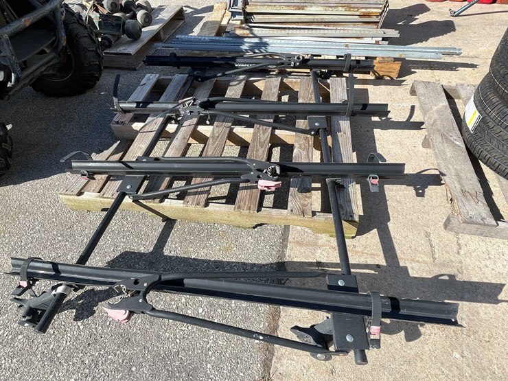 #4000-•-yakima-4-place-bike-rack-(o3)-image-2