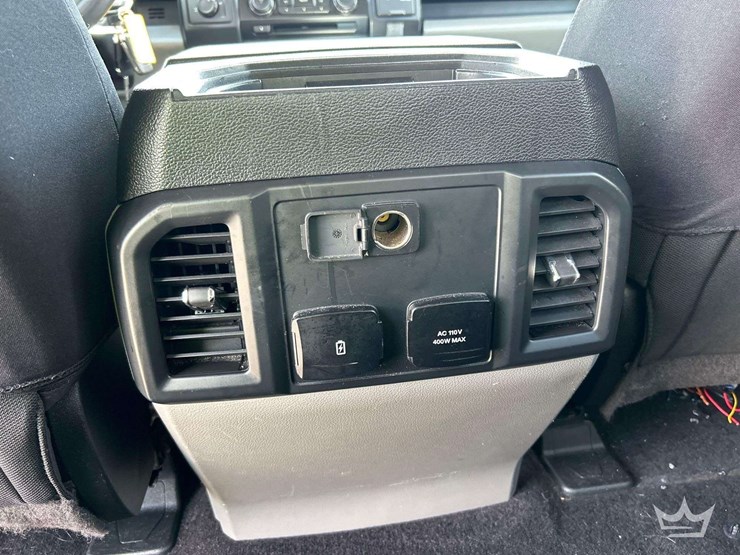 2017-ford-f150-image-30