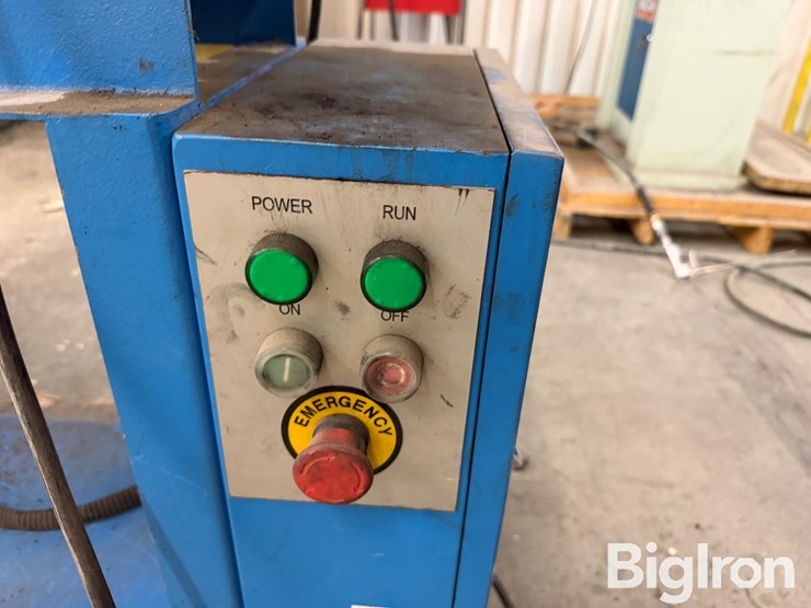 2019-iron-bull-roller-image-11