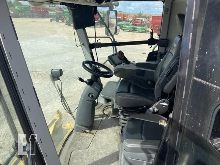 2015-claas-lexion-740-image-10