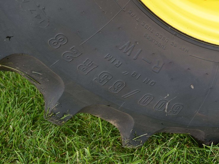 2012-john-deere-s550-image-37