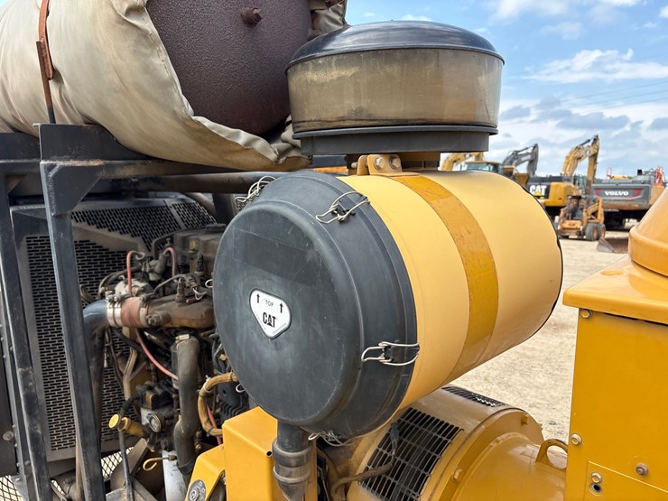 2007-caterpillar-225-kw-image-20