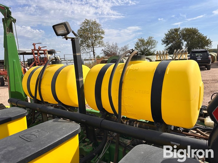 john-deere-7200-image-17
