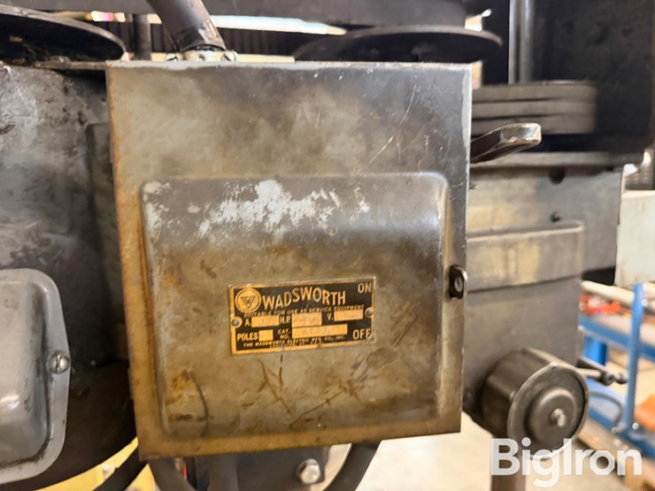 clausing-22v-drill-press-image-12