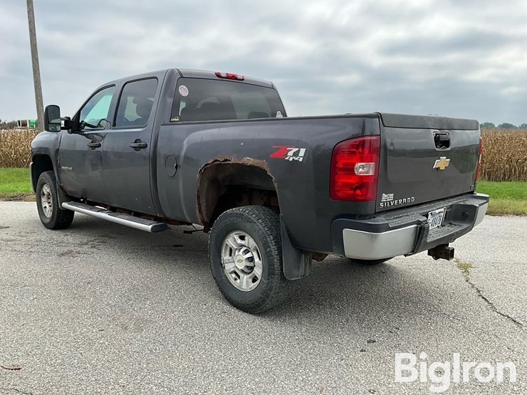 2010-chevrolet-silverado-2500hd-image-7