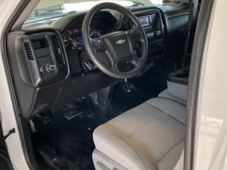 2015-chevrolet-silverado-1500-image-22