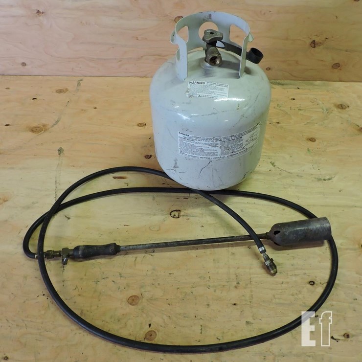 15 LB PROPANE TANK W/WEED BURNER, TANK IS EMPTY