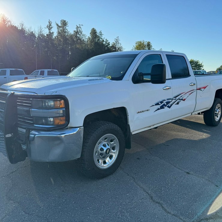 2015 CHEVROLET 3500HD