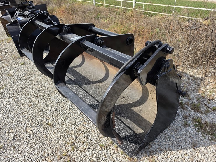 #25301-•-tella-handeler-grapple-bucket-image-2