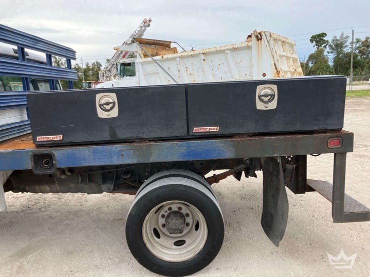2001-ford-f450-image-17