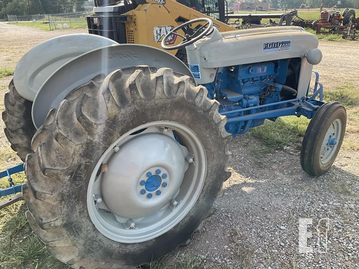 ford-4000g-image-4