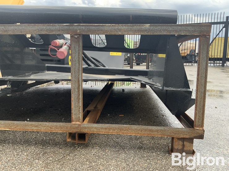 2026-massey-ferguson-730-image-19