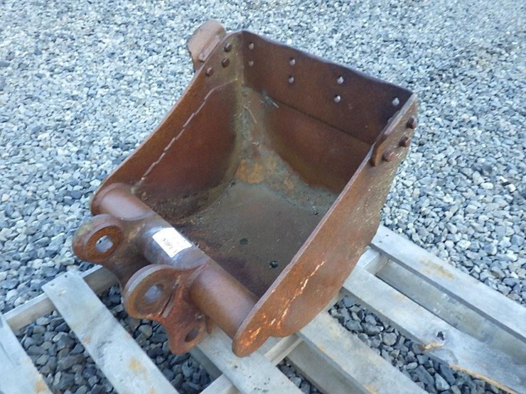 excavator-bucket-20"-image-1