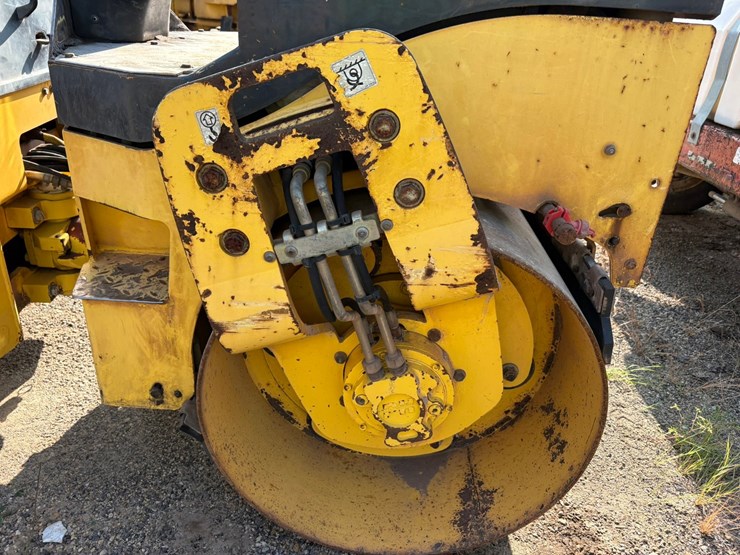 2012-bomag-bw120ad-4-image-52