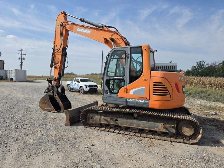 doosan-dx140-lcr-image-7