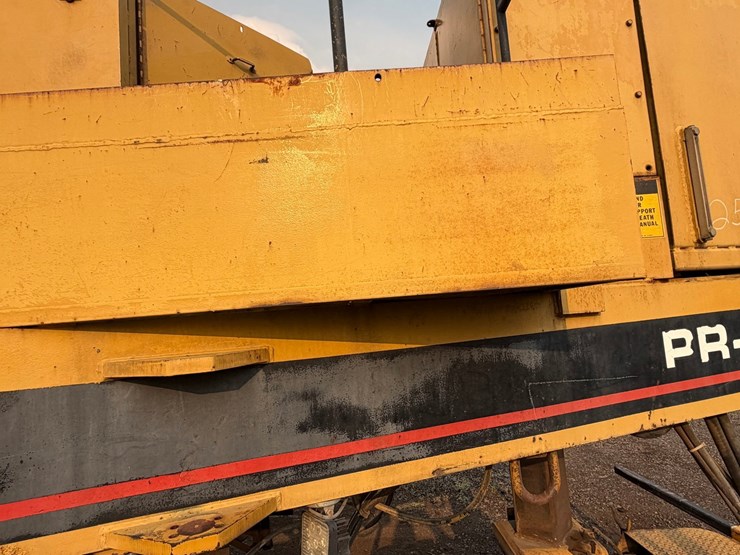 caterpillar-pr-450-image-19