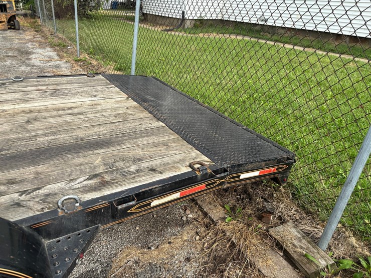 #2336-•-chase-mfg-20'-tandem-axle-utility-trailer-image-10