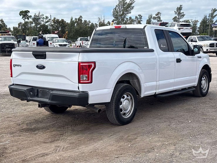 2017-ford-f150-image-3