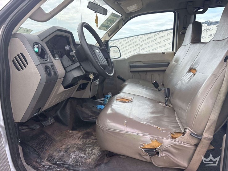 2008-ford-f250-image-13