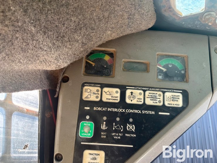 bobcat-864-image-17