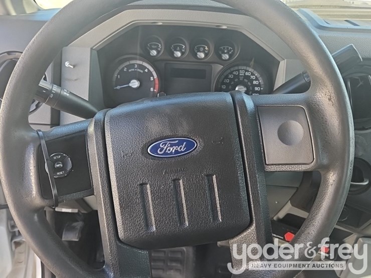 2012-ford-f450-image-30