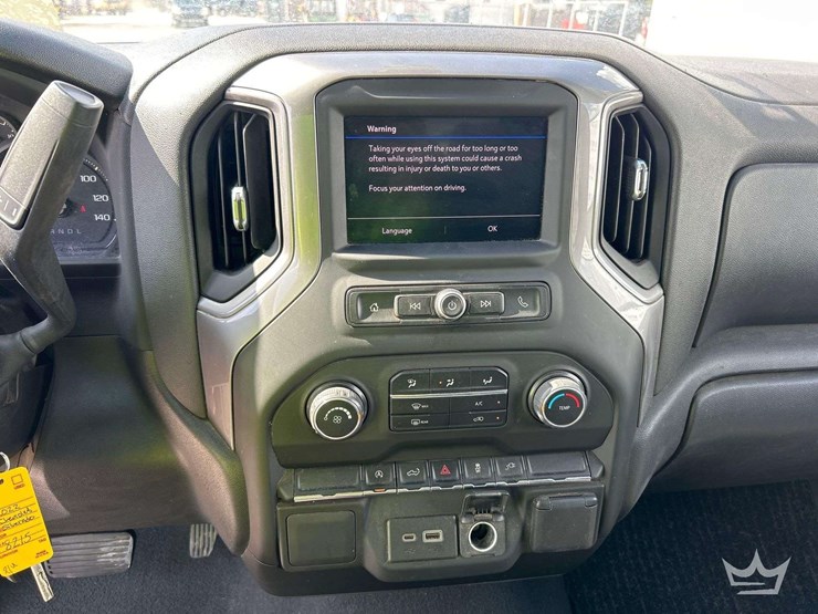 2022-chevrolet-silverado-1500-image-18