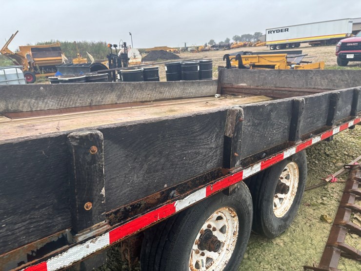 #2344-•-2006-behnke-enterprises-16'-tandem-axle-utility-trailer-image-16