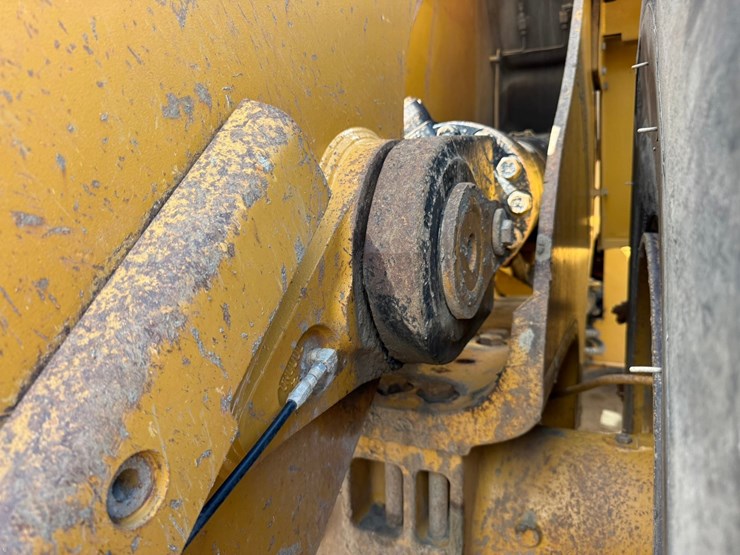 2017-caterpillar-988k-image-29