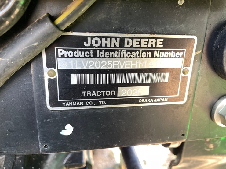 2025-john-deere-2025r-image-51