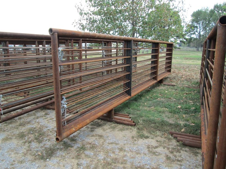 #44949-•-lot-of-(5)-24'-cattle-panels-inv#44949-image-1