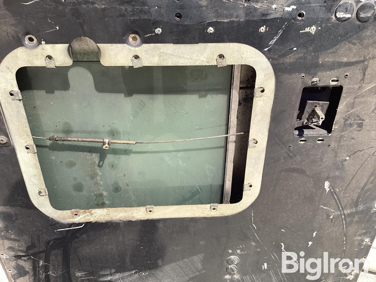 kenworth-driver-side-top-latch-door-image-14