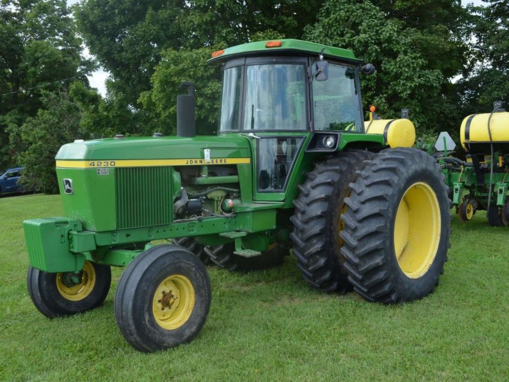 1977-john-deere-4230-image-1